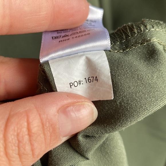 FIGS Moss Nata Scrub Top - Picture 5 of 5